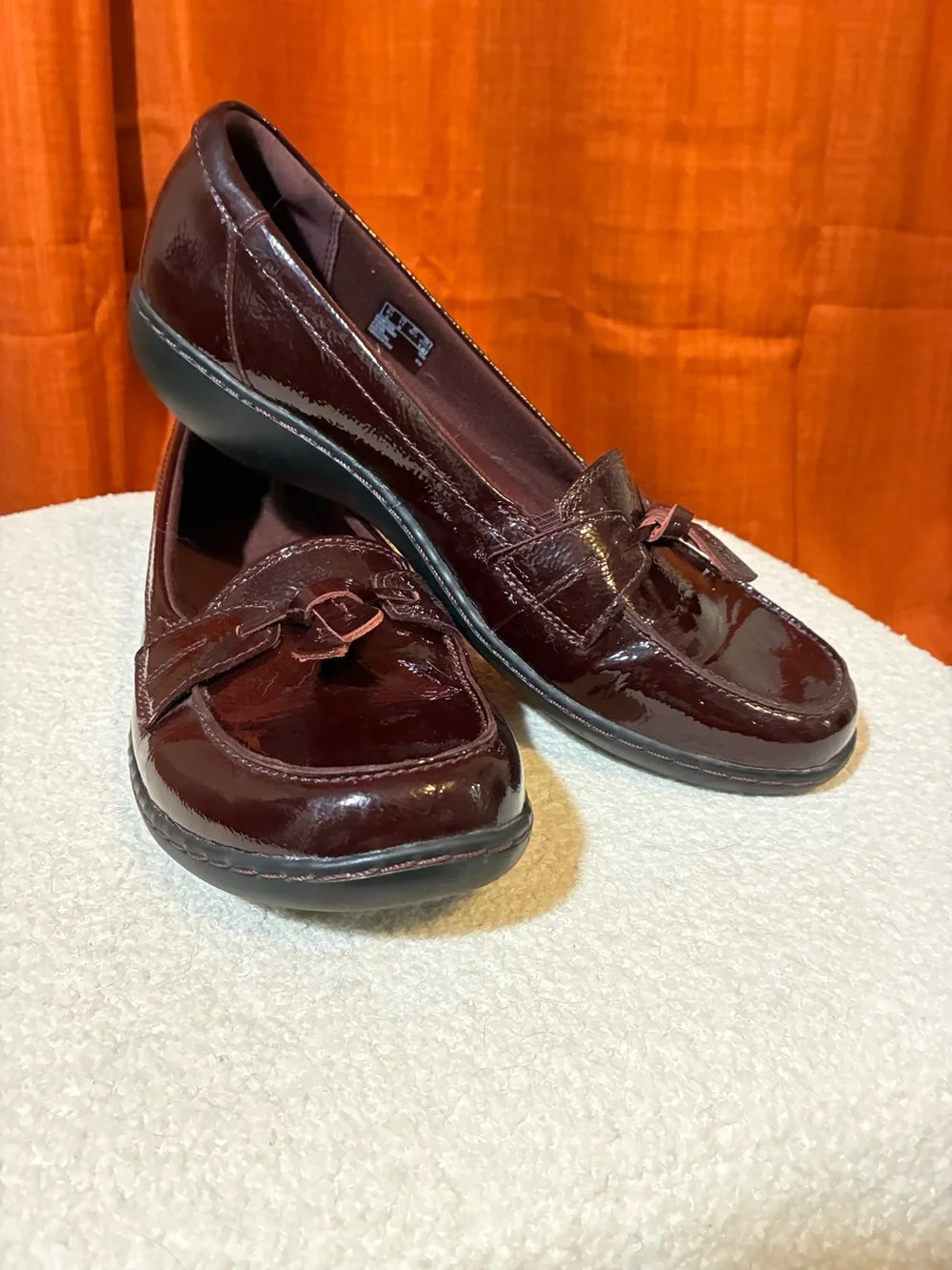 Clarks Women's Patent Tassel Loafers - Wine